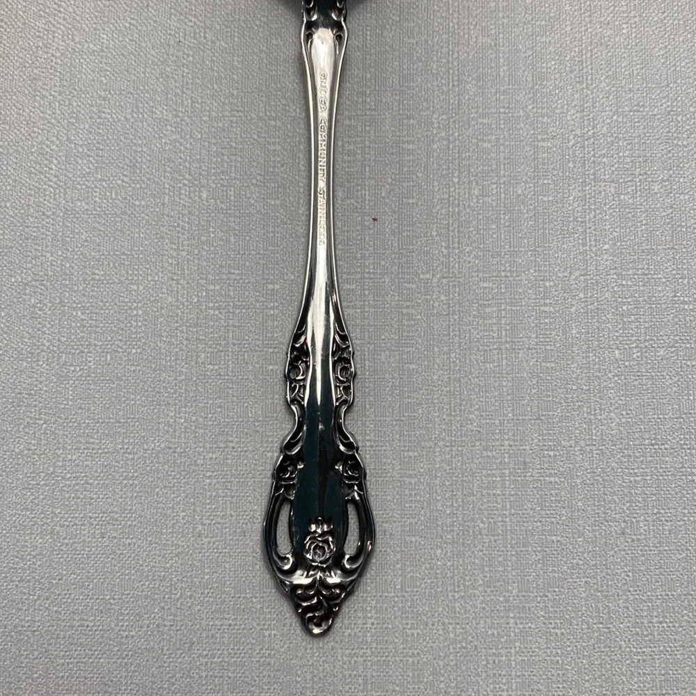 Oneida Community BRAHMS Stainless Glossy‎ Rose Flatware Salad Fork